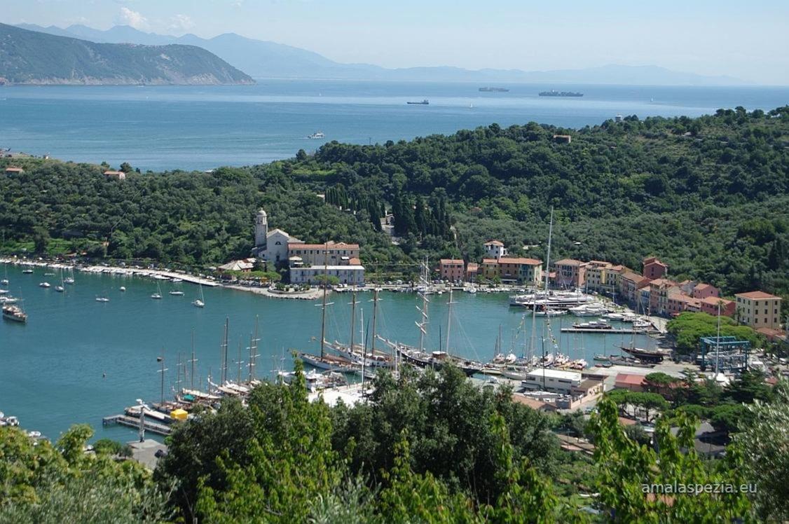 On The Waterfront Apartment Porto Venere Exterior photo